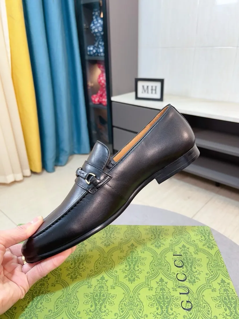 Men's shoes 💰500🌹🌹【GUCCI】The most popular classic Gucci leather shoes. Synchronized with the official website, the upper is made of Italian first-layer cowhide ➕cowhide lining, with unique brand and unique craftsmanship. Highlighting the hot style of the new year. Stop hesitating, stop wandering, get it now. Number: 38--44